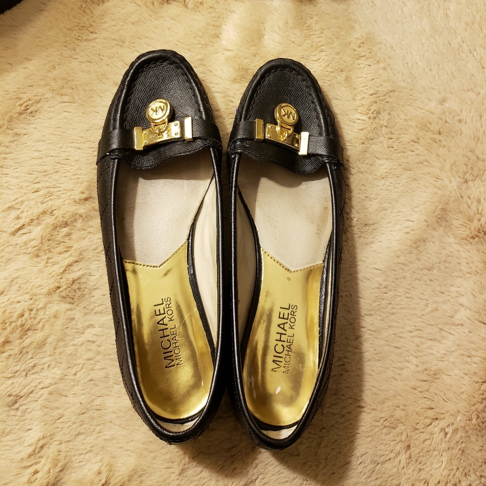 MICHAEL KORS FLATS